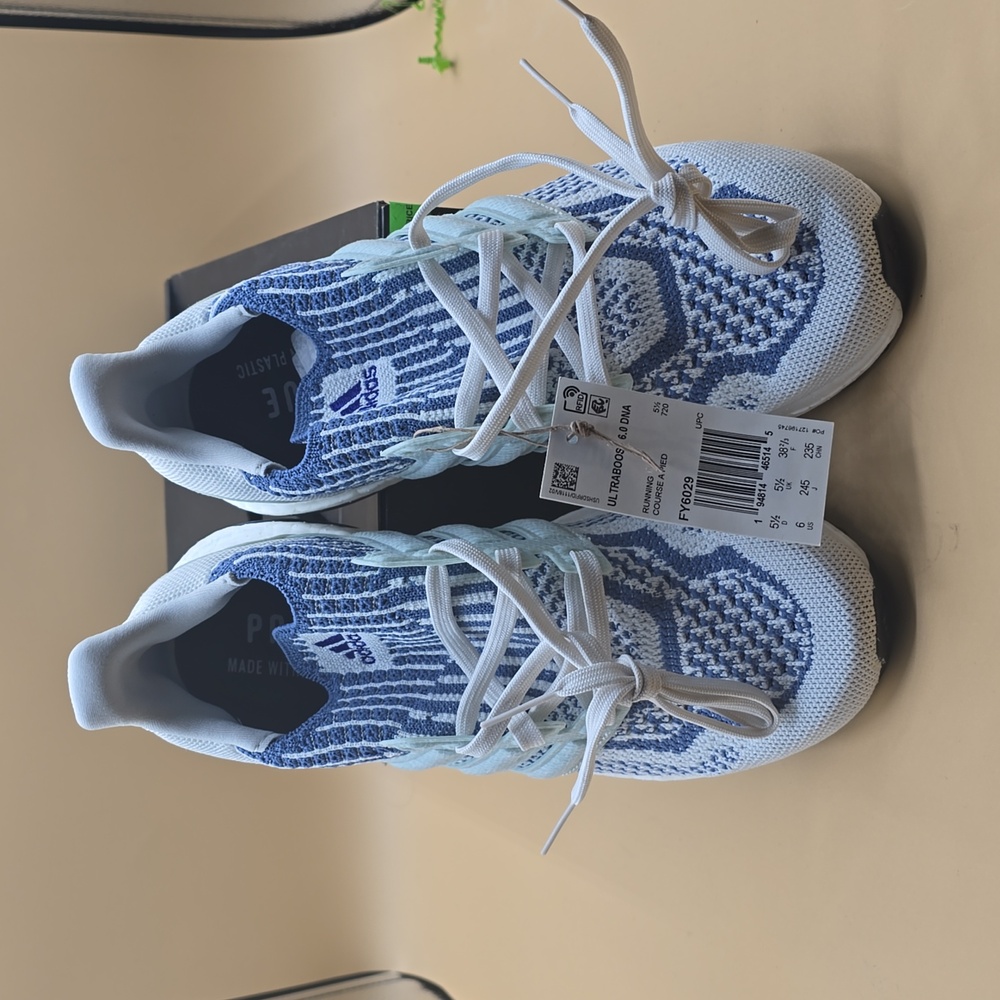 Women's Running Shoes